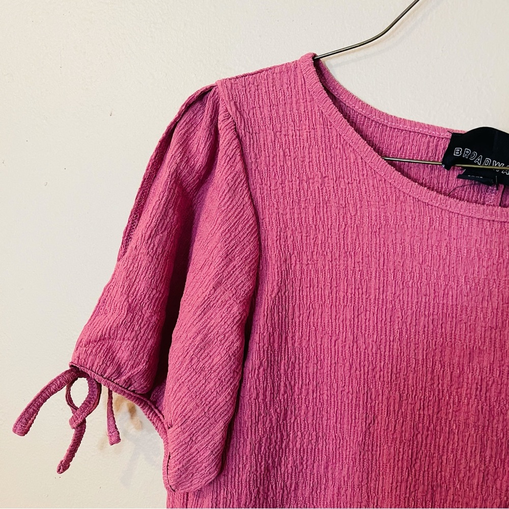 NWT Tie Detail Raspberry Pink Top - Picture 2 of 7